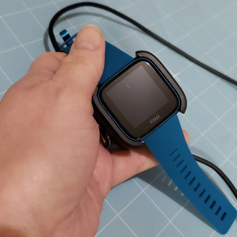 FitBit - Picture 5 of 11